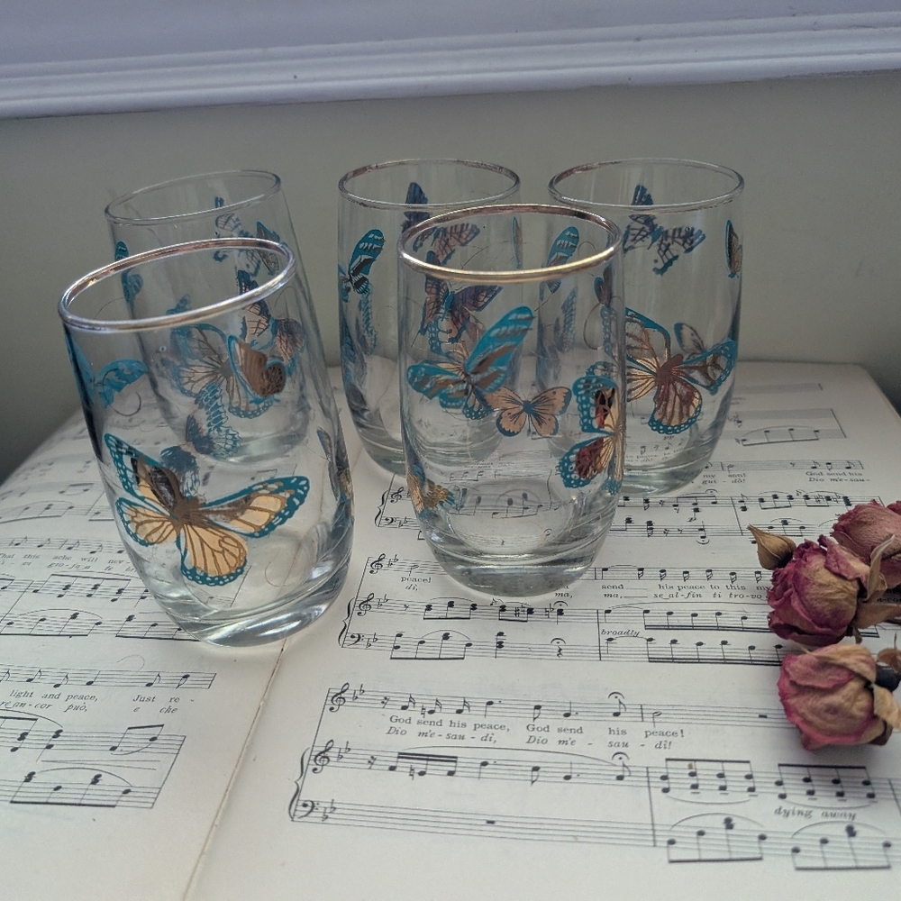 Butterfly Glass Tumbler with Gold Accents Set Of 5 Glasses - Picture 7 of 8